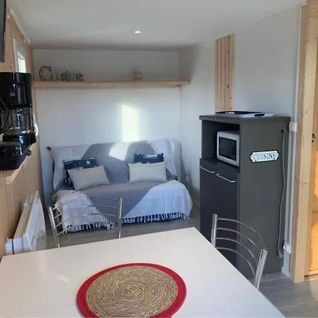 Logement - Les Épesses Екстериор снимка